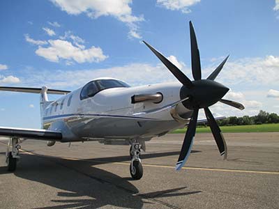 PC-12 with MTV-47 The silent 7 Propeller