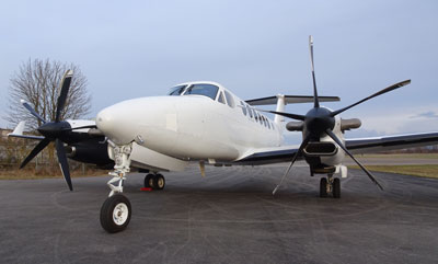 Beech King Air 300 with 5-blade MTV-27