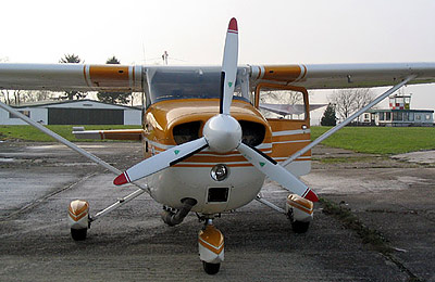 Cessna 172N, -P, F172N, -P with 3-blade MTV-18