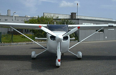 Cessna 172R, S with 3-blade MTV-18