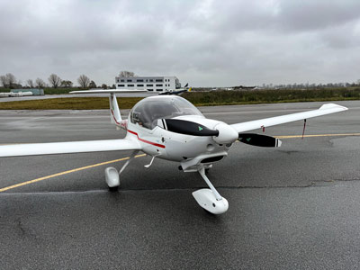 Diamond DV20 with MTV-21 Propeller