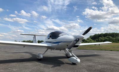 Diamond DA 20 with 2-blade MTV-21