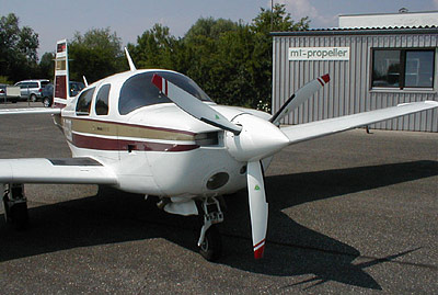 Mooney M20J with 3-blade MTV-12 / new scimitar blades