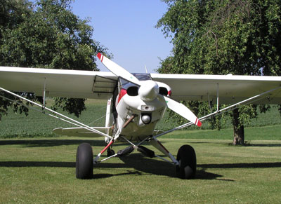 Piper PA-18 Super Cub with 2-blade MTV-15 reverse prop