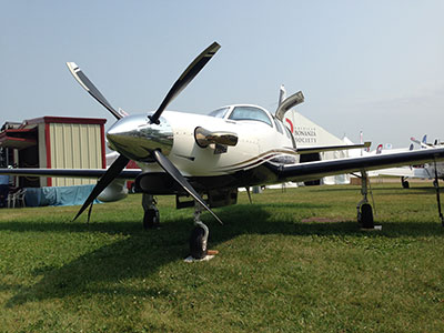 Piper PA-46-310 with 4-blade MTV-16