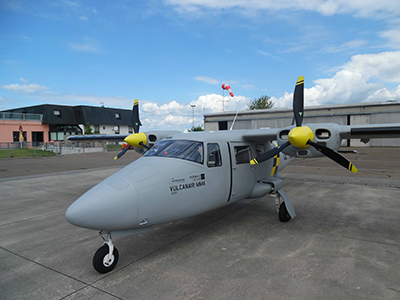 Vulcan Air P.68 Observer with 3-blade MTV-12